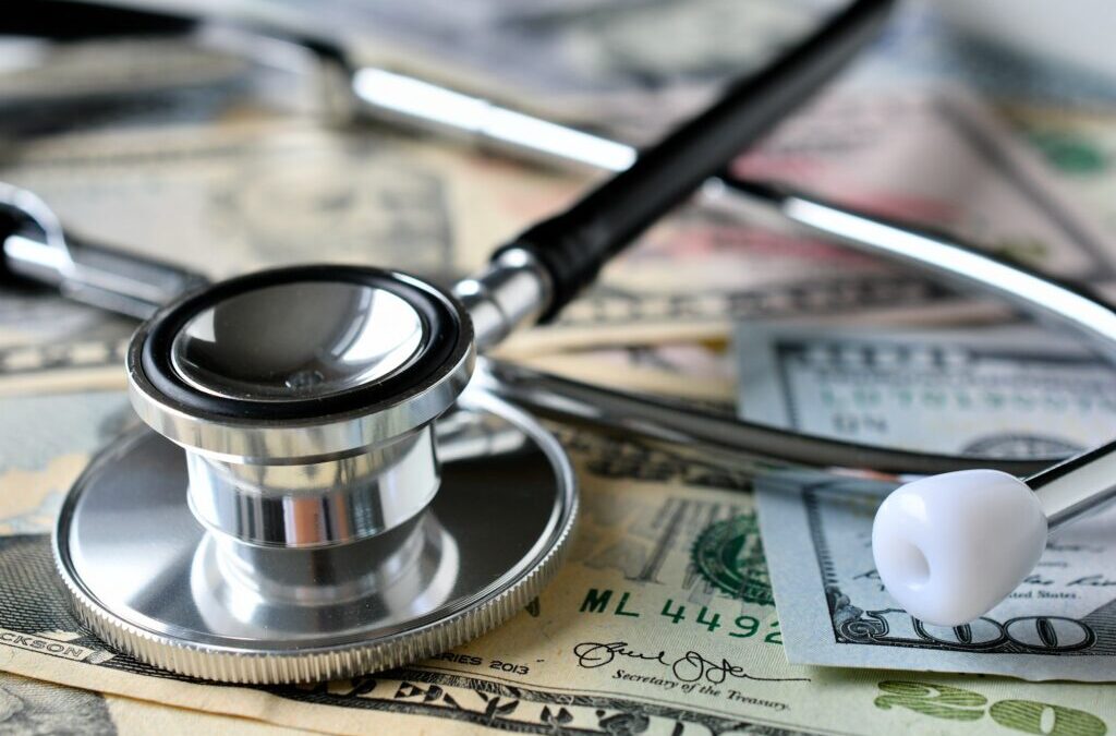 AUMENTAN A 7,640 MDP INDEMNIZACIONES EN VIDA Y GASTOS MÉDICOS POR COVID-19, REVELA AMIS